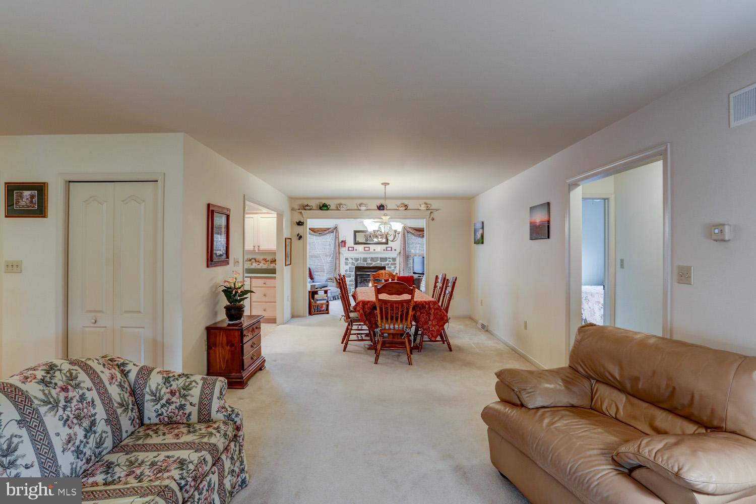 1239 Lampeter Road Lancaster, PA 17602 - Photo 9 of 51 Gallery Image 9