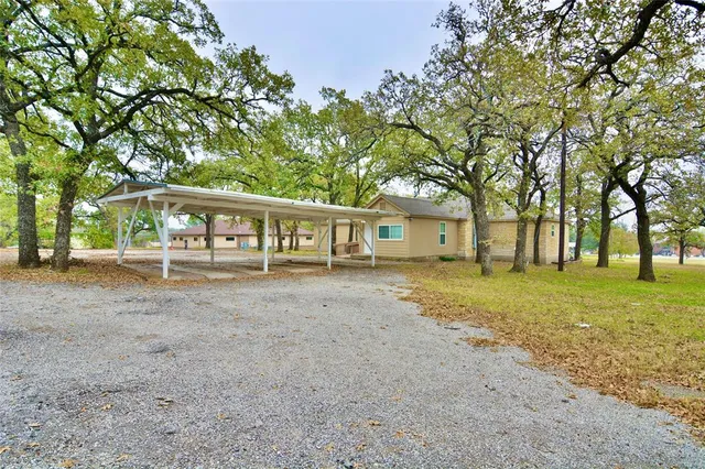 $2,900 | 2605 1st Street, Bedford, TX 76021