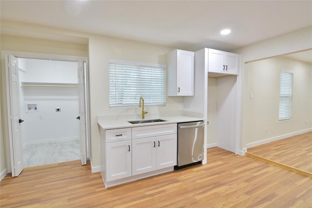 2605 1st Street Bedford, TX 76021 - Photo 9 of 40