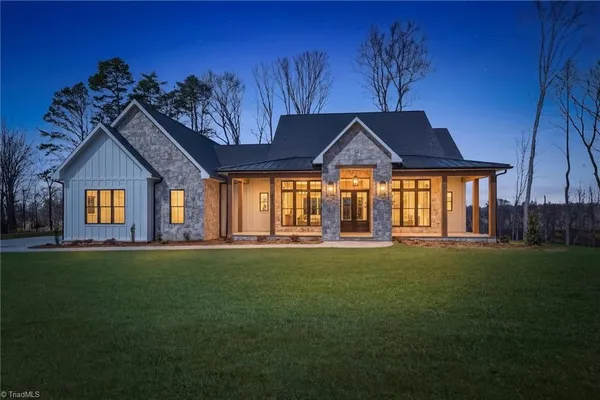 $899,000 | 765 Golf Course Road, Pilot Mountain, NC 27041