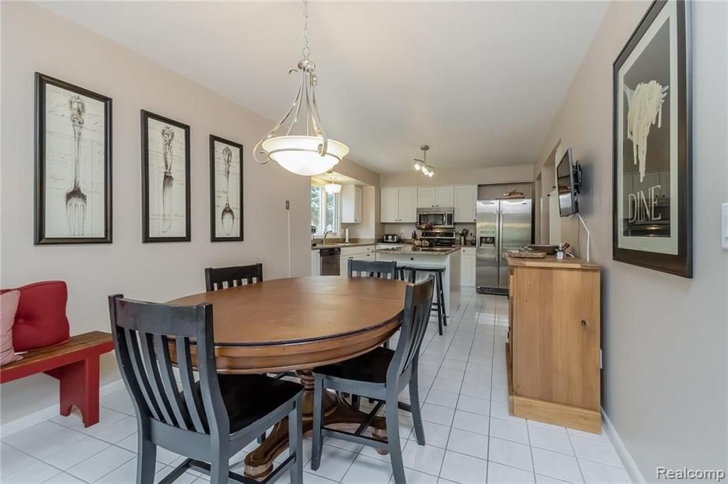 2178 Reagan Drive Rochester Hills, MI 48309 - Photo 12 of 44