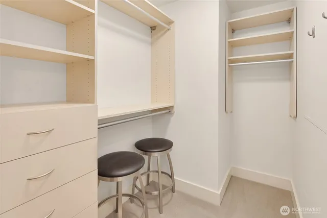 $1,095,000 | 737 Olive Way, Unit 2905, Seattle, WA 98101