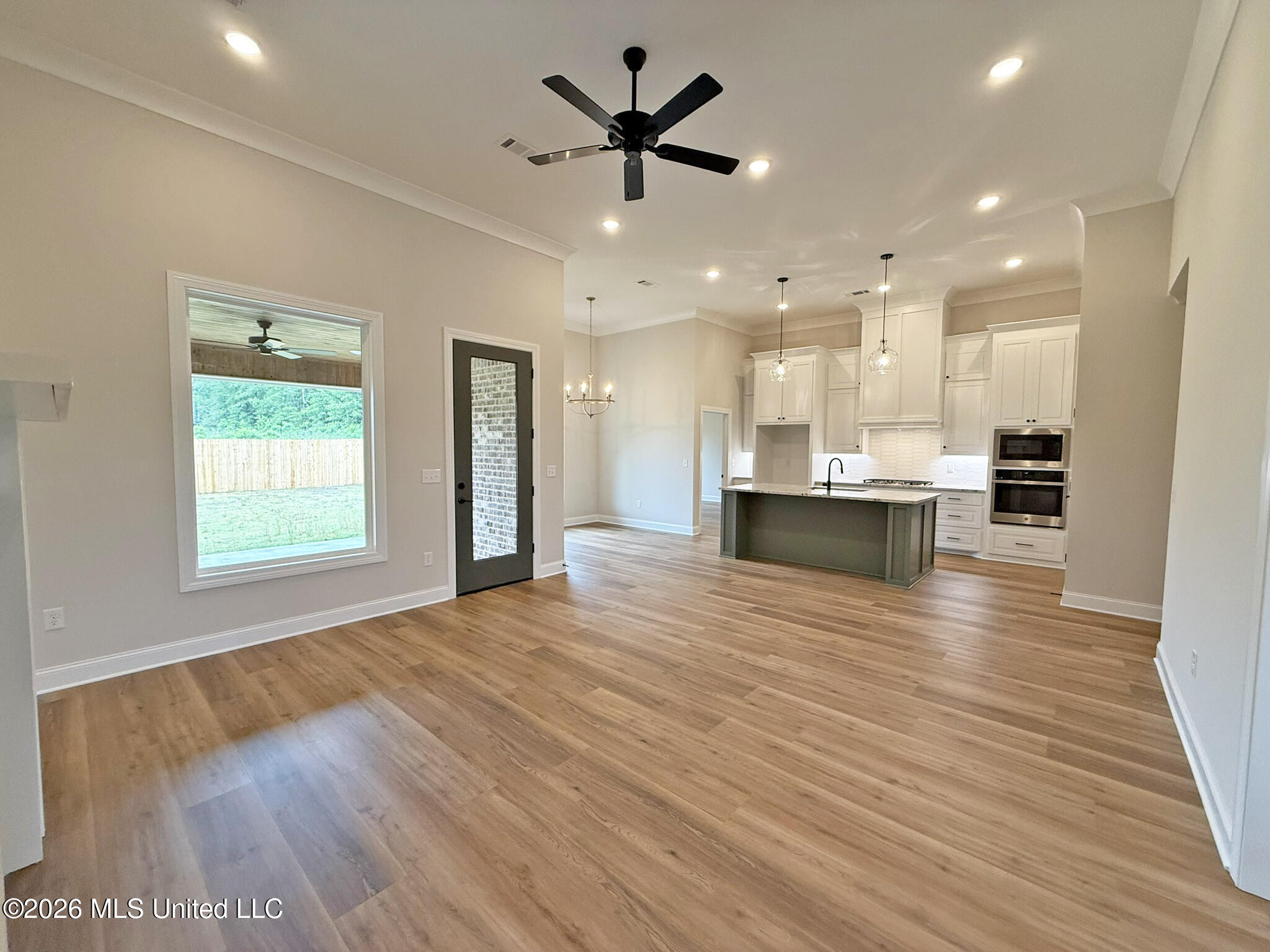 320 Tremont Drive Florence, MS 39073 - Photo 1 of 28 IMG_6145