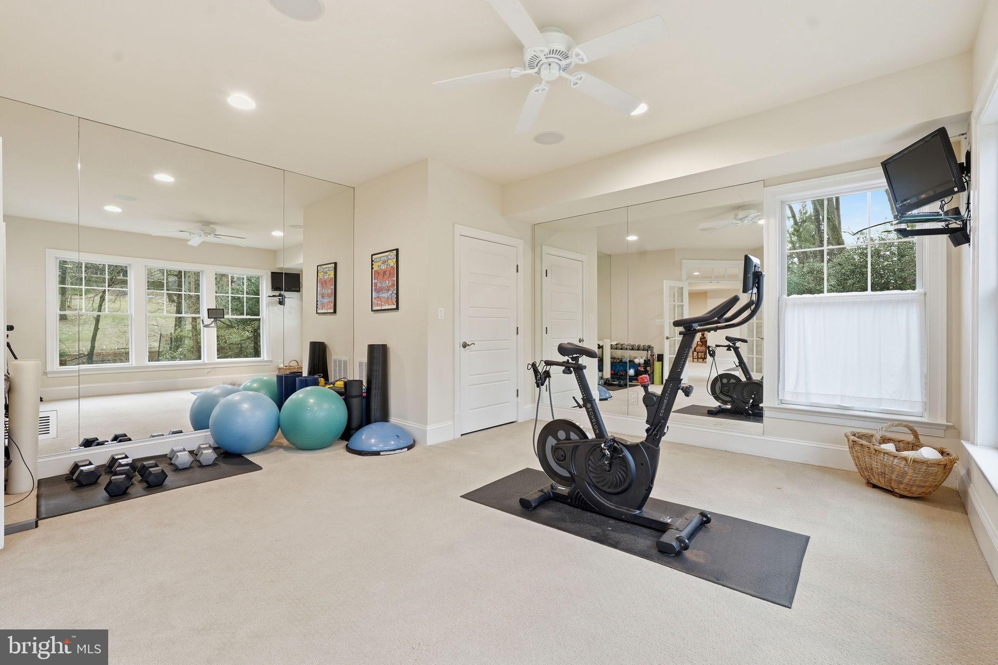 1889 Virginia Avenue McLean, VA 22101 - Photo 33 of 42