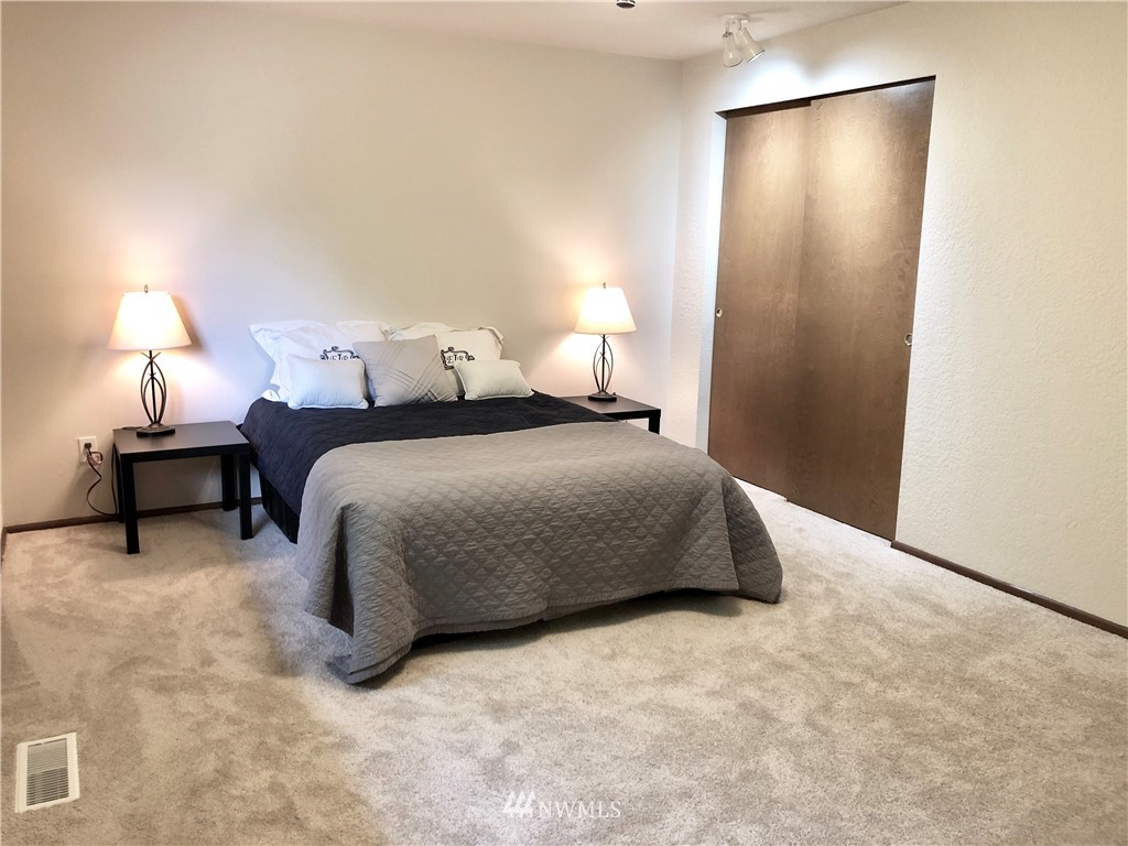 2519 191st Street Southeast Bothell, WA 98012 - Photo 12 of 25