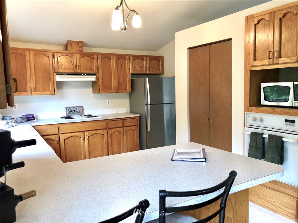 2519 191st Street Southeast Bothell, WA 98012 - Photo 6 of 25