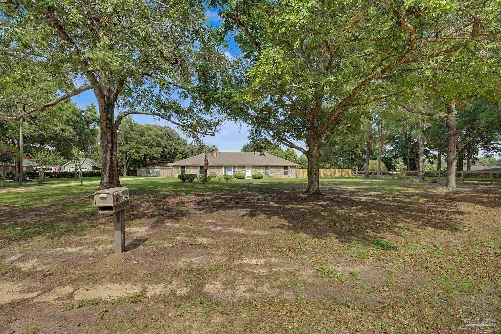 2340 Tobie Dean Road Cantonment, FL 32533 - Photo 3 of 51
