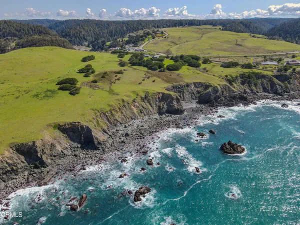 $6,995,000 | 3400 Highway 1, Albion, CA 95410