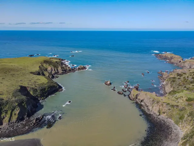 $6,995,000 | 3400 Highway 1, Albion, CA 95410