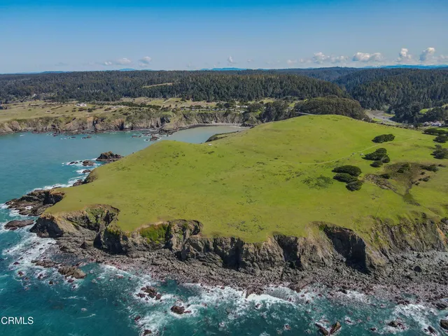 $6,995,000 | 3400 Highway 1, Albion, CA 95410