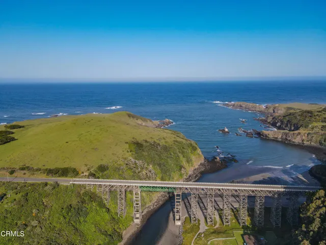 $6,995,000 | 3400 Highway 1, Albion, CA 95410