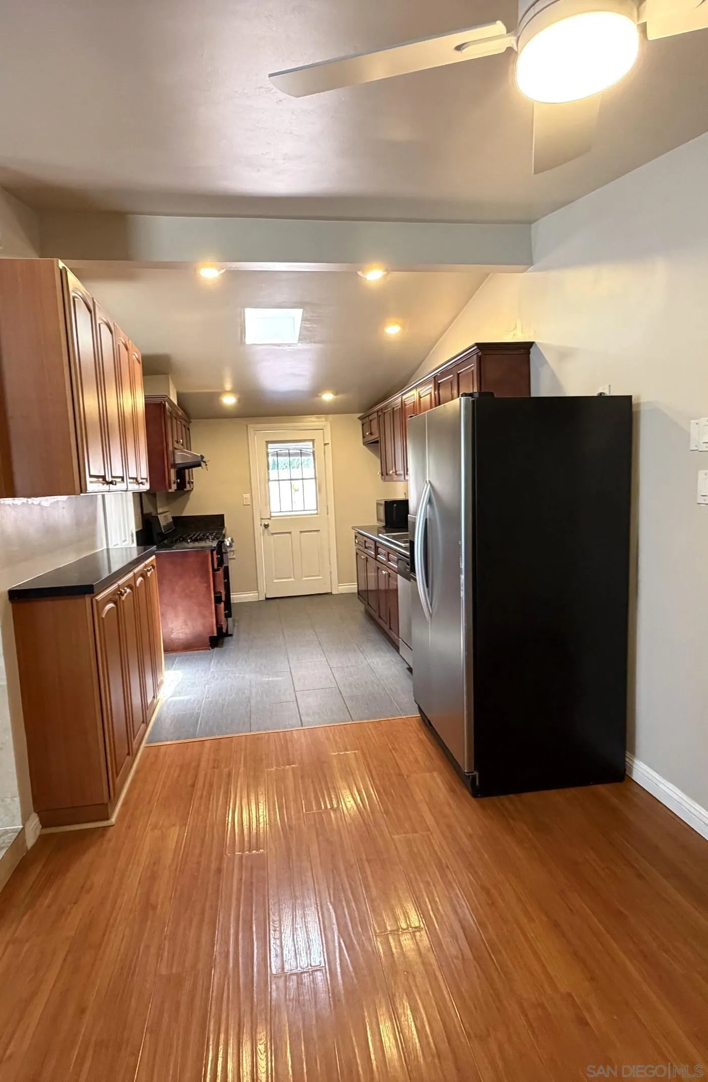 12923 Slack Street Poway, CA 92064 - Photo 10 of 27