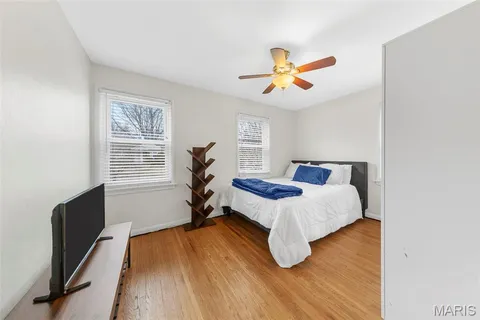 $290,000 | 7044 Holly Hills Avenue, St. Louis, MO 63123