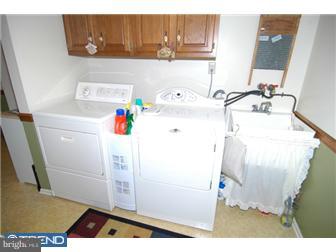 908 Tuckerton Road Reading, PA 19605 - Photo 10 of 11 Gallery Image 10