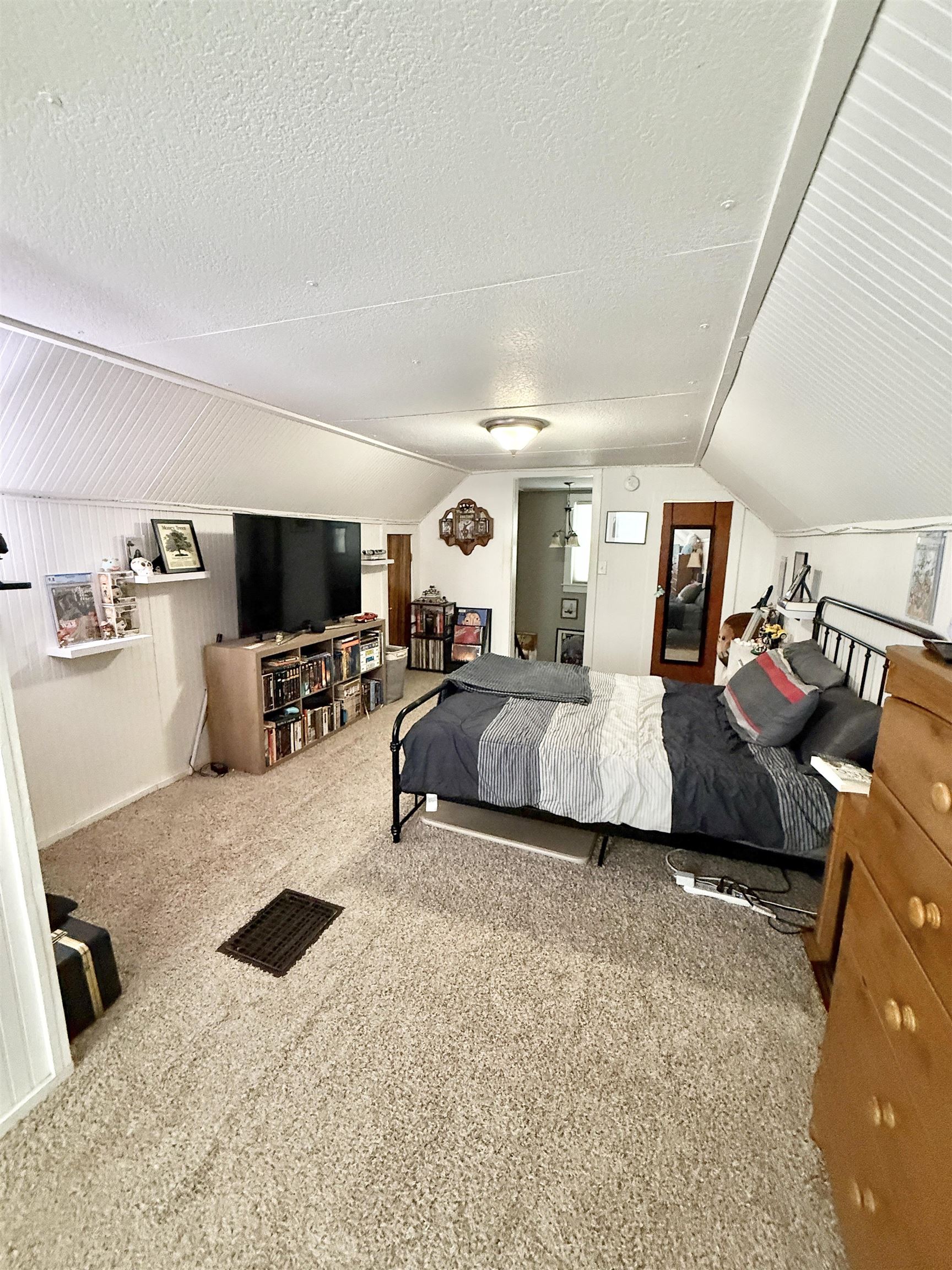 118 Ausable State Road Bay City, MI 48706 - Photo 21 of 37 Gallery Image 21