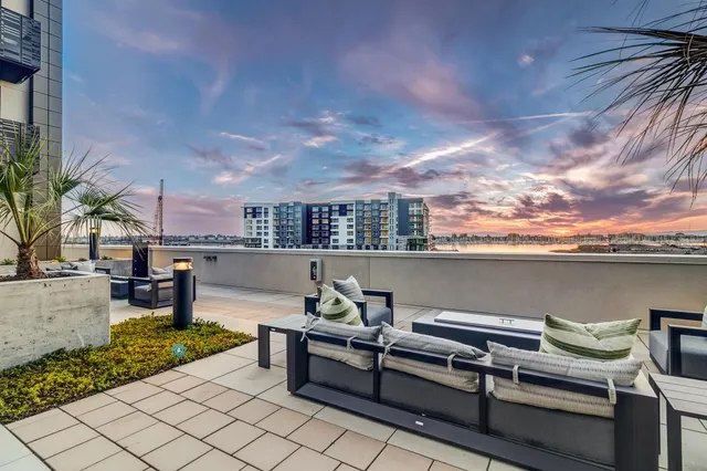 $324,900 | 260 Brooklyn Basin Way, Unit 409, Oakland, CA 94606