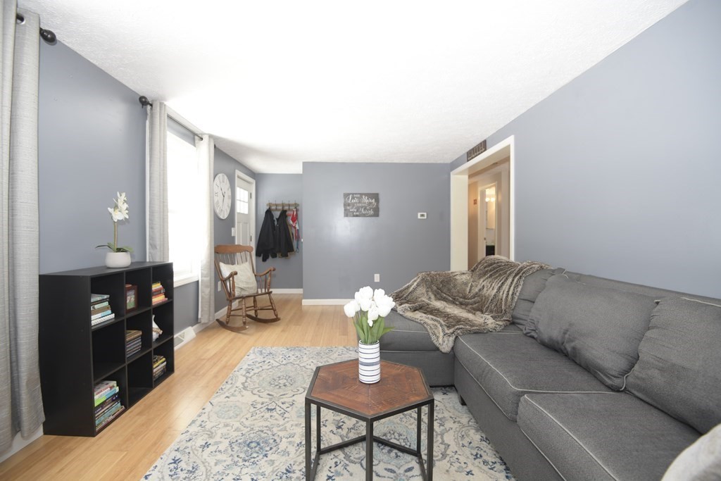 112 Barre Paxton Road Rutland, MA 01543 - Photo 6 of 36 a living room with furniture