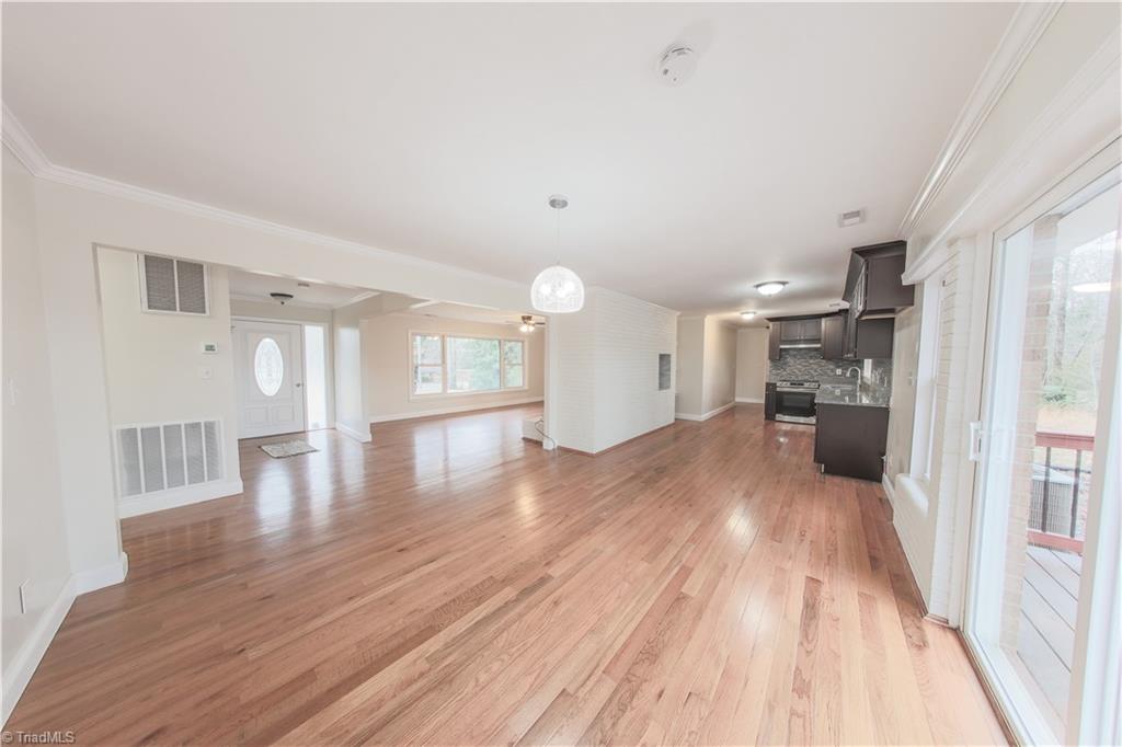 214 Pine Ridge Drive High Point, NC 27262 - Photo 5 of 19 Gallery Image 5