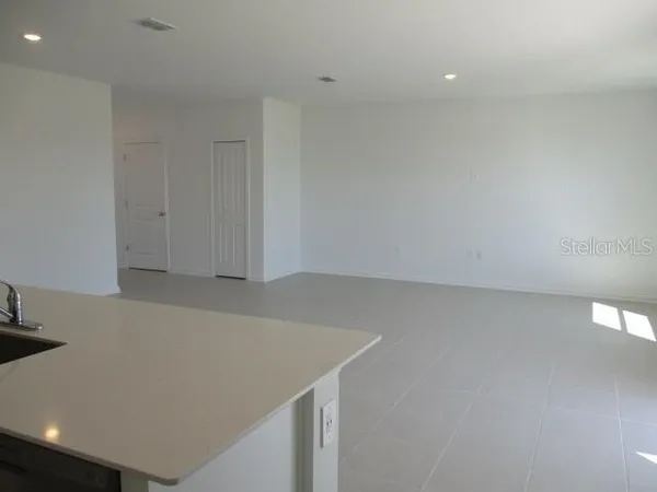 $2,300 | 3382 Alexander Dr Lake, Lake Wales, FL 33853