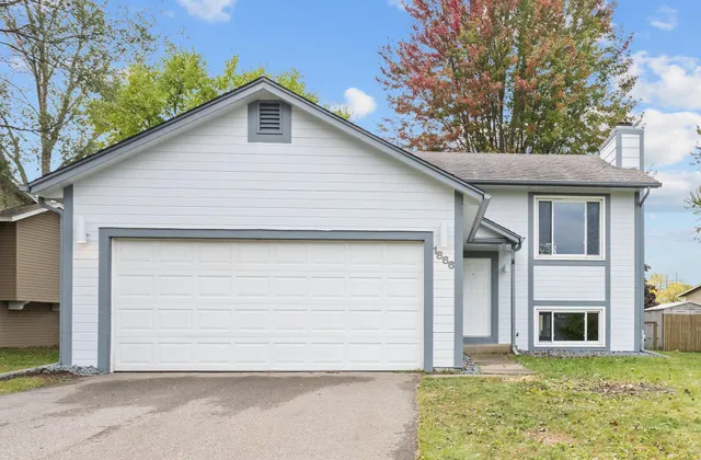 $399,900 | 1866 Bear Path Trail, Eagan, MN 55122