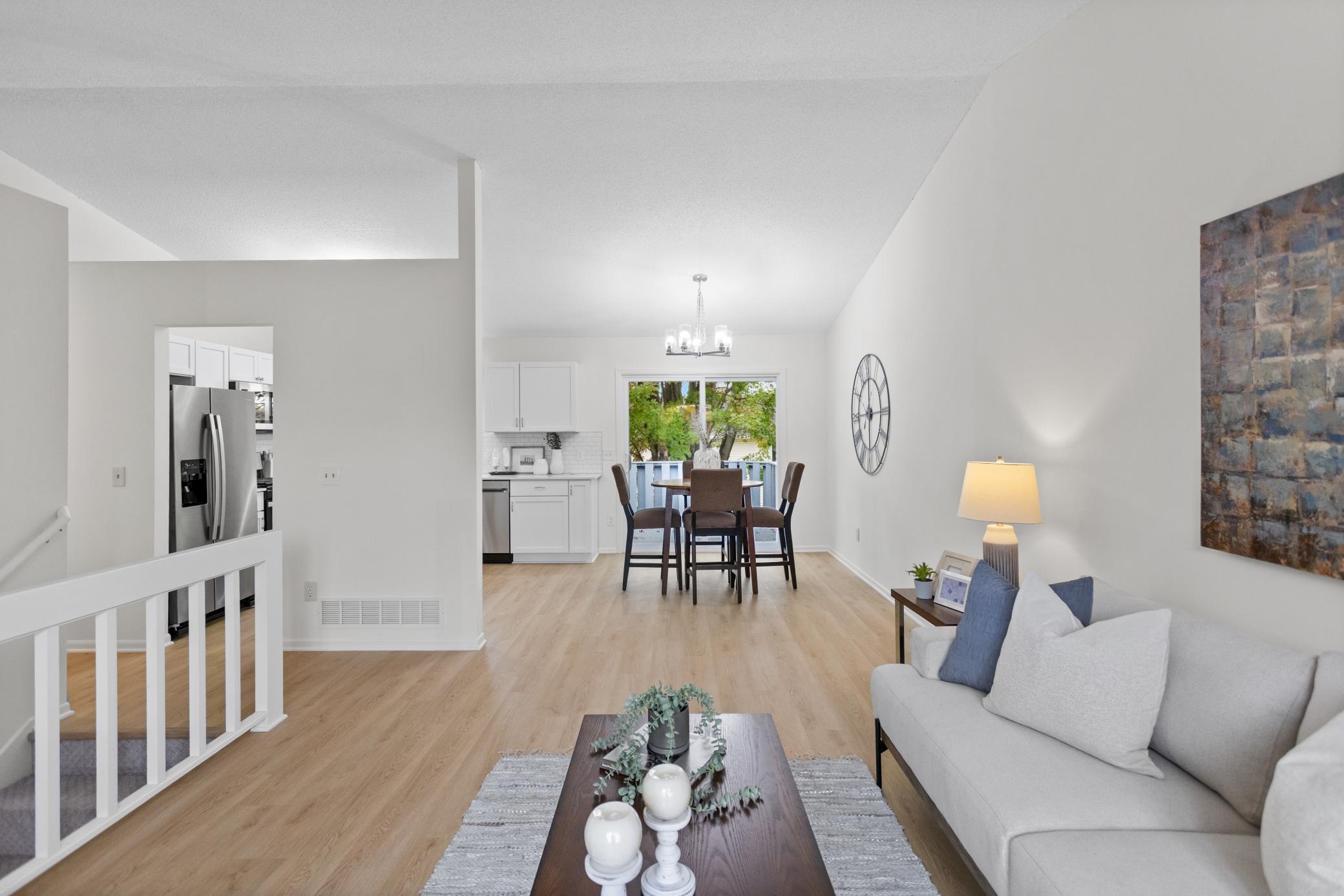 1866 Bear Path Trail Eagan, MN 55122 - Photo 3 of 20