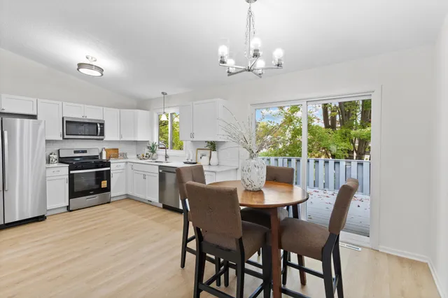 $399,900 | 1866 Bear Path Trail, Eagan, MN 55122