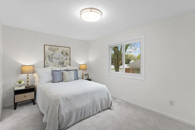 $399,900 | 1866 Bear Path Trail, Eagan, MN 55122