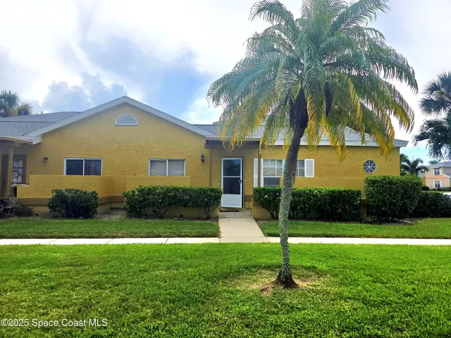 $1,300 | 1420 Malibu Circle Northeast, Unit 101, Palm Bay, FL 32905
