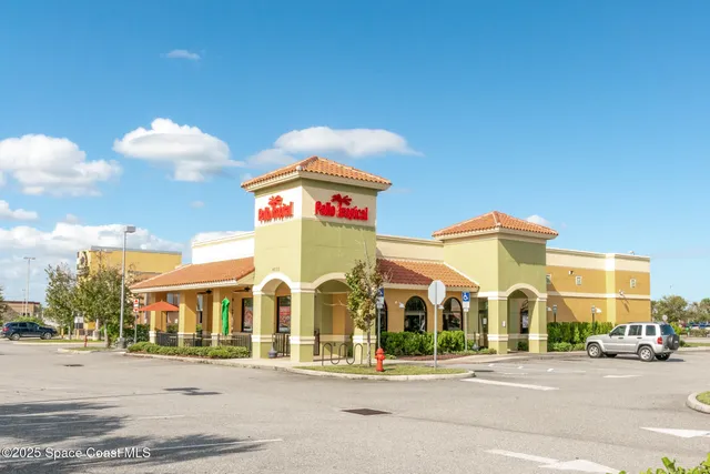 $1,300 | 1420 Malibu Circle Northeast, Unit 101, Palm Bay, FL 32905