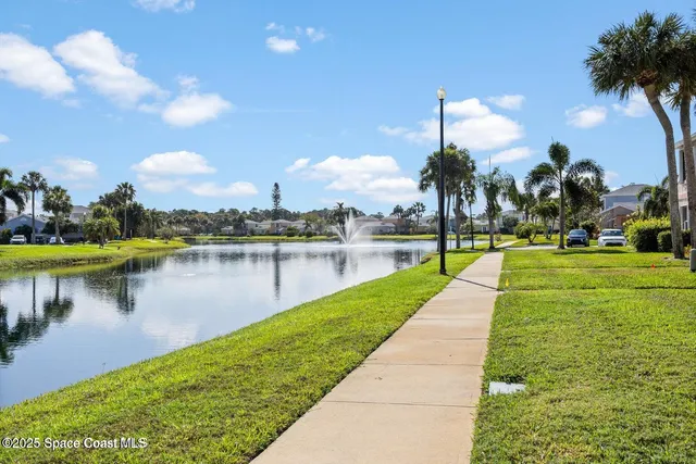 $1,300 | 1420 Malibu Circle Northeast, Unit 101, Palm Bay, FL 32905