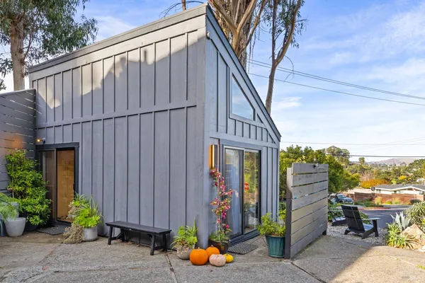 $1,897,000 | 2 Lincoln Drive, Sausalito, CA 94965