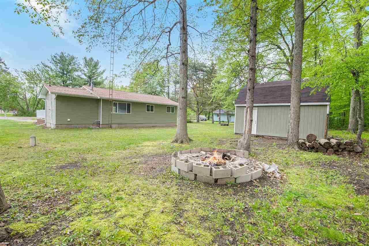 11507 Willard Road Montrose, MI 48457 - Photo 6 of 21 31381294-5.JPG