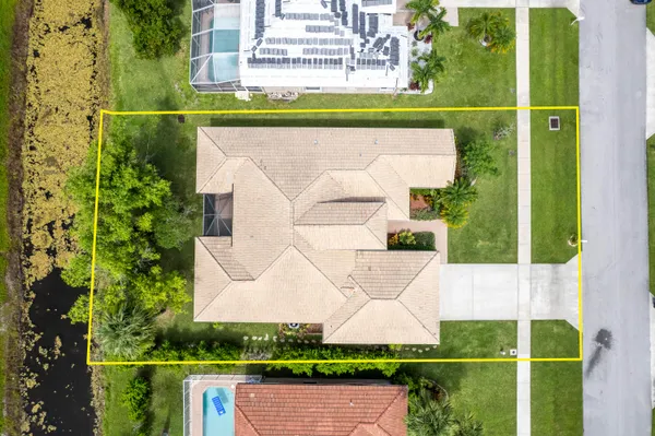 $3,900 | 3366 Harness Circle, Lake Worth, FL 33449