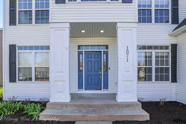 $2,900 | 1571 Melbourne Street, Elburn, IL 60119