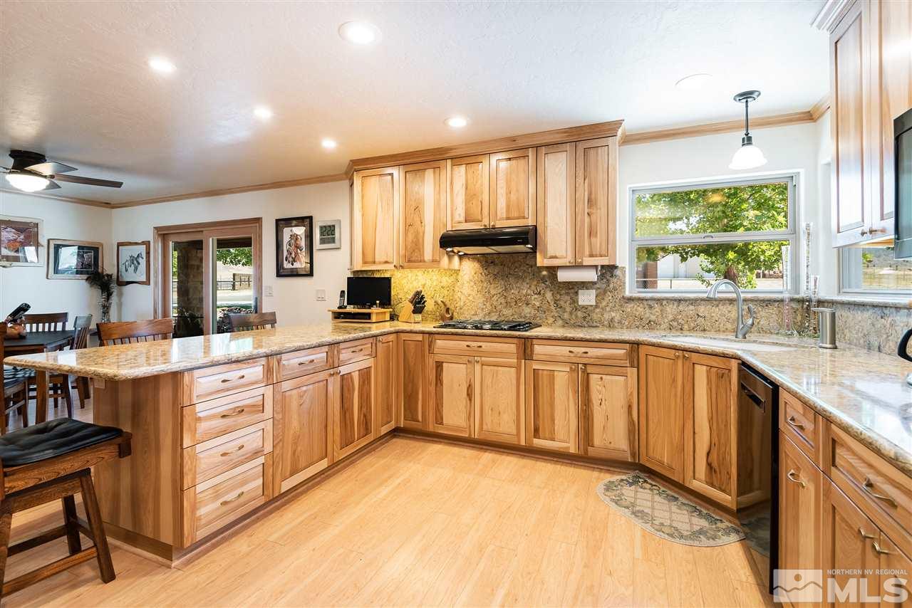 5560 Quaking Aspen Road Reno, NV 89510 - Photo 5 of 24 Photo 5