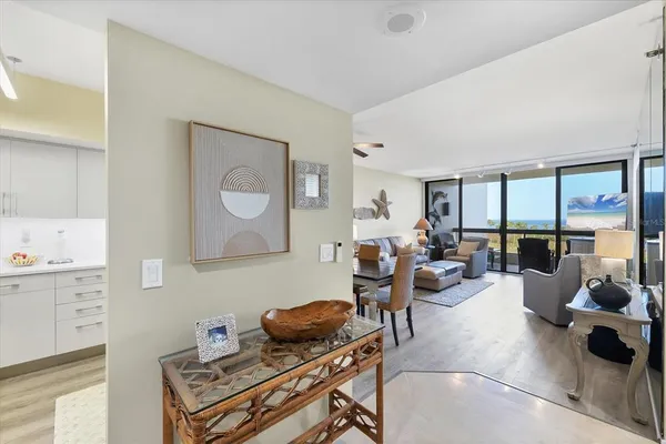 $7,000 | 1930 Harbourside Drive, Unit 134, Longboat Key, FL 34228