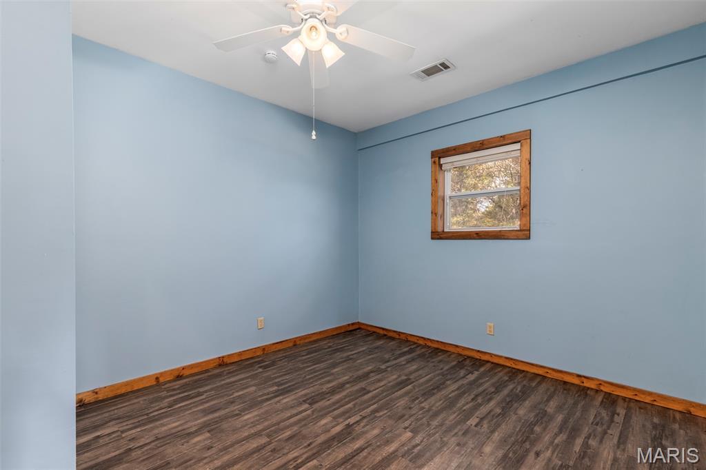 33945 Holiday Hills Road Richland, MO 65556 - Photo 13 of 35