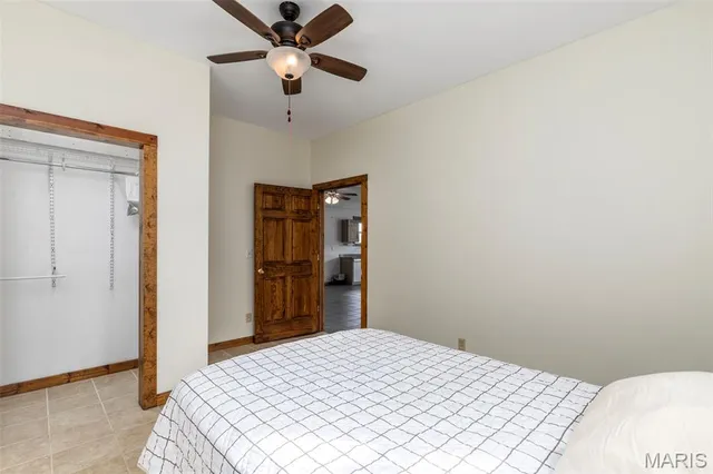 $265,000 | 33945 Holiday Hills Road, Richland, MO 65556