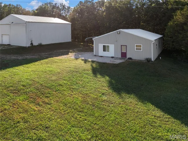 $265,000 | 33945 Holiday Hills Road, Richland, MO 65556