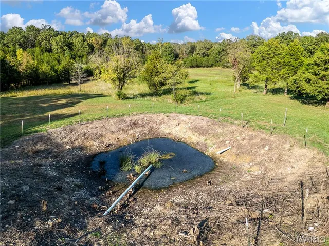 $265,000 | 33945 Holiday Hills Road, Richland, MO 65556