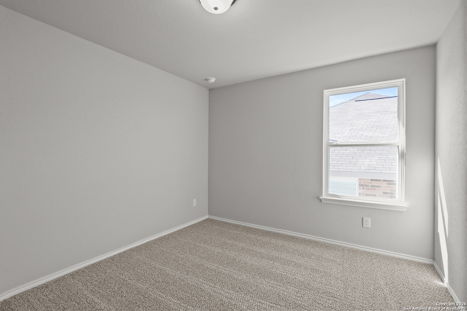 7015 Comanche Cave San Antonio, TX 78233 - Photo 19 of 34