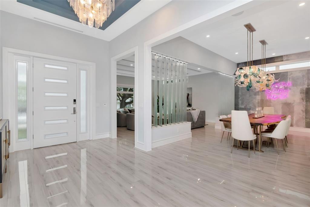 4936 West San Rafael Street Tampa, FL 33629 - Photo 6 of 42 a view of a livingroom with furniture and toys