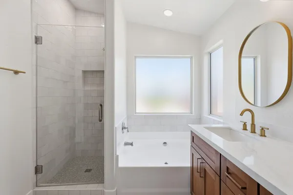 $2,500 | 2642 East Hartford Avenue, Phoenix, AZ 85032