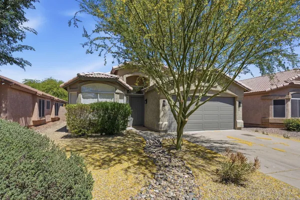 $2,500 | 2642 East Hartford Avenue, Phoenix, AZ 85032