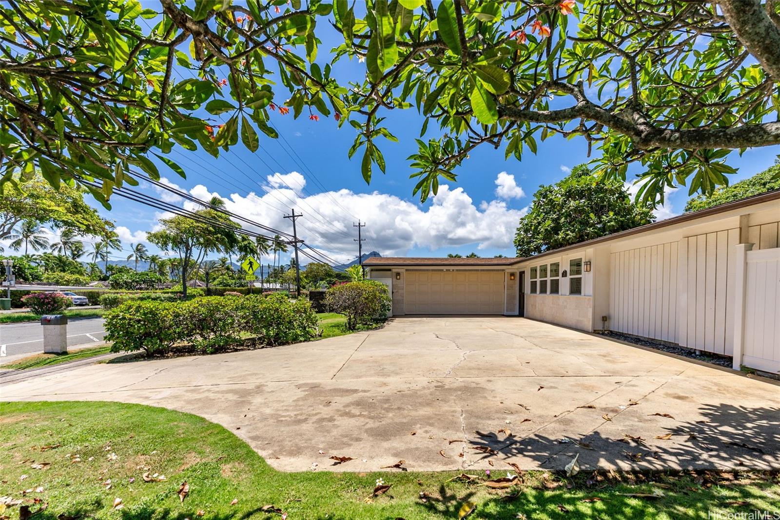 743 Mokapu Road Kailua, HI 96734 - Photo 1 of 1 Gallery Image 1