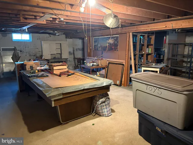 a view of a storage & utility room