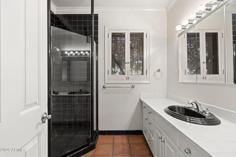 $2,395,000 | 4040 East Elm Street, Phoenix, AZ 85018