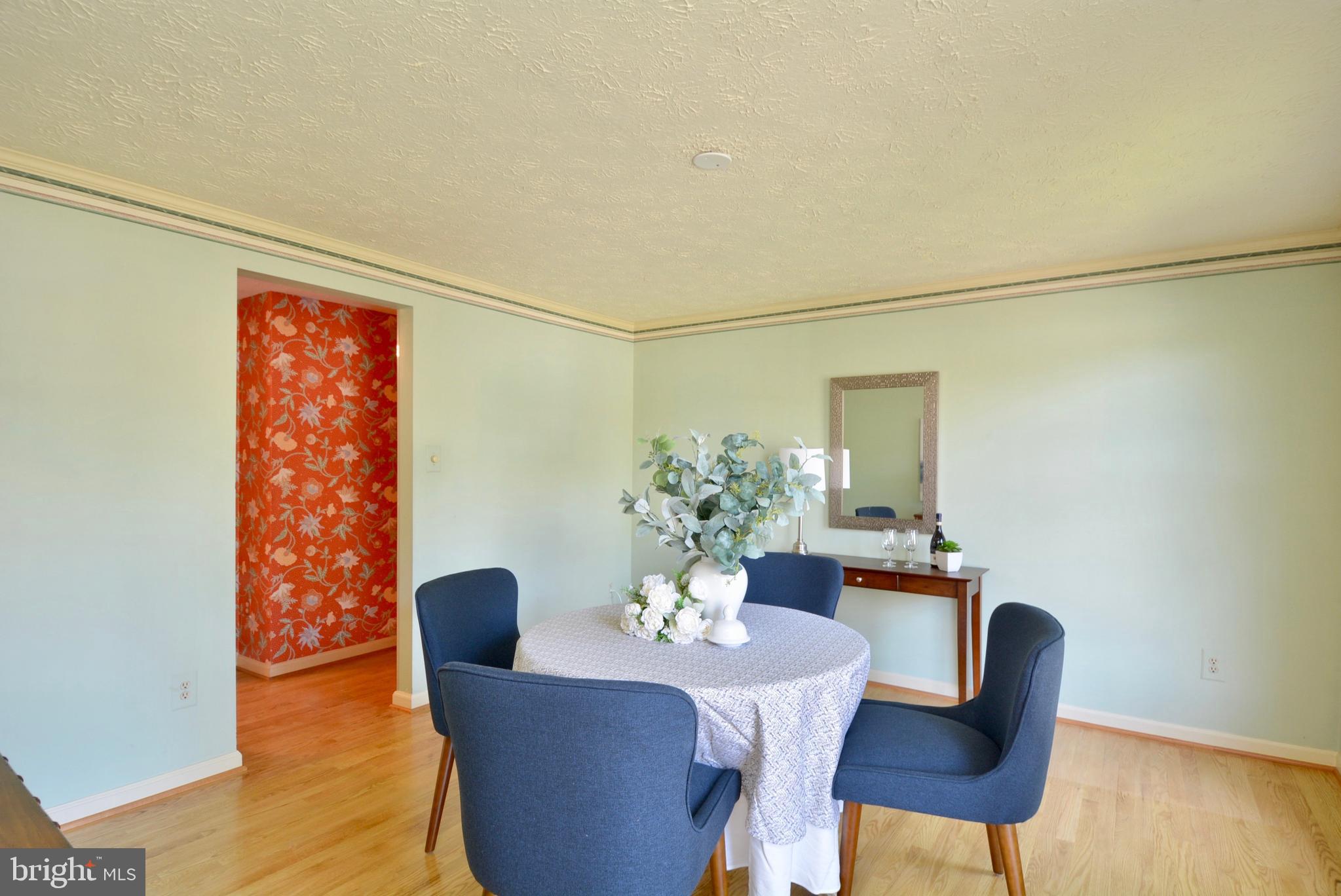 7728 Middle Valley Drive Springfield, VA 22153 - Photo 12 of 48 Dining room