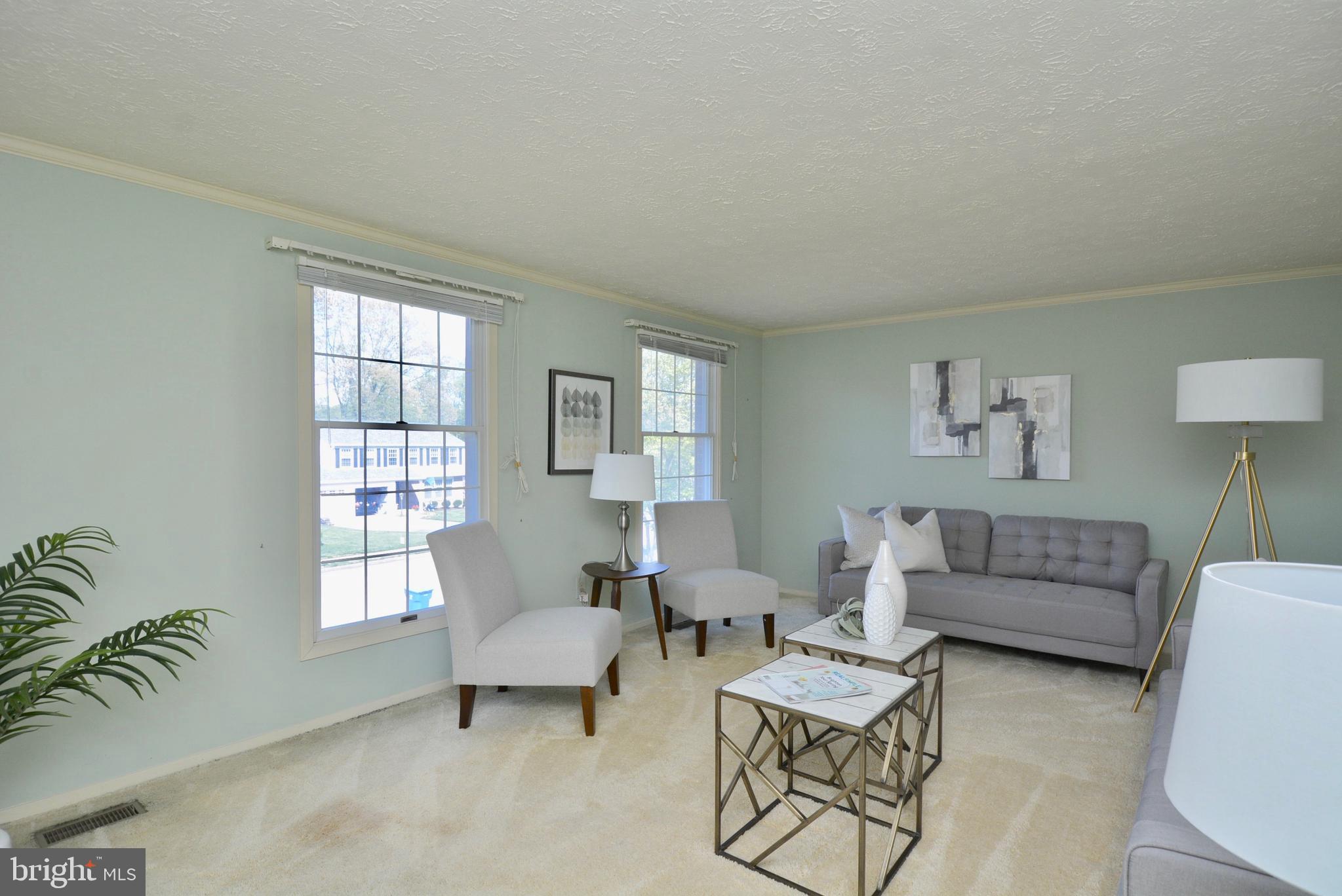7728 Middle Valley Drive Springfield, VA 22153 - Photo 15 of 48 Living Room