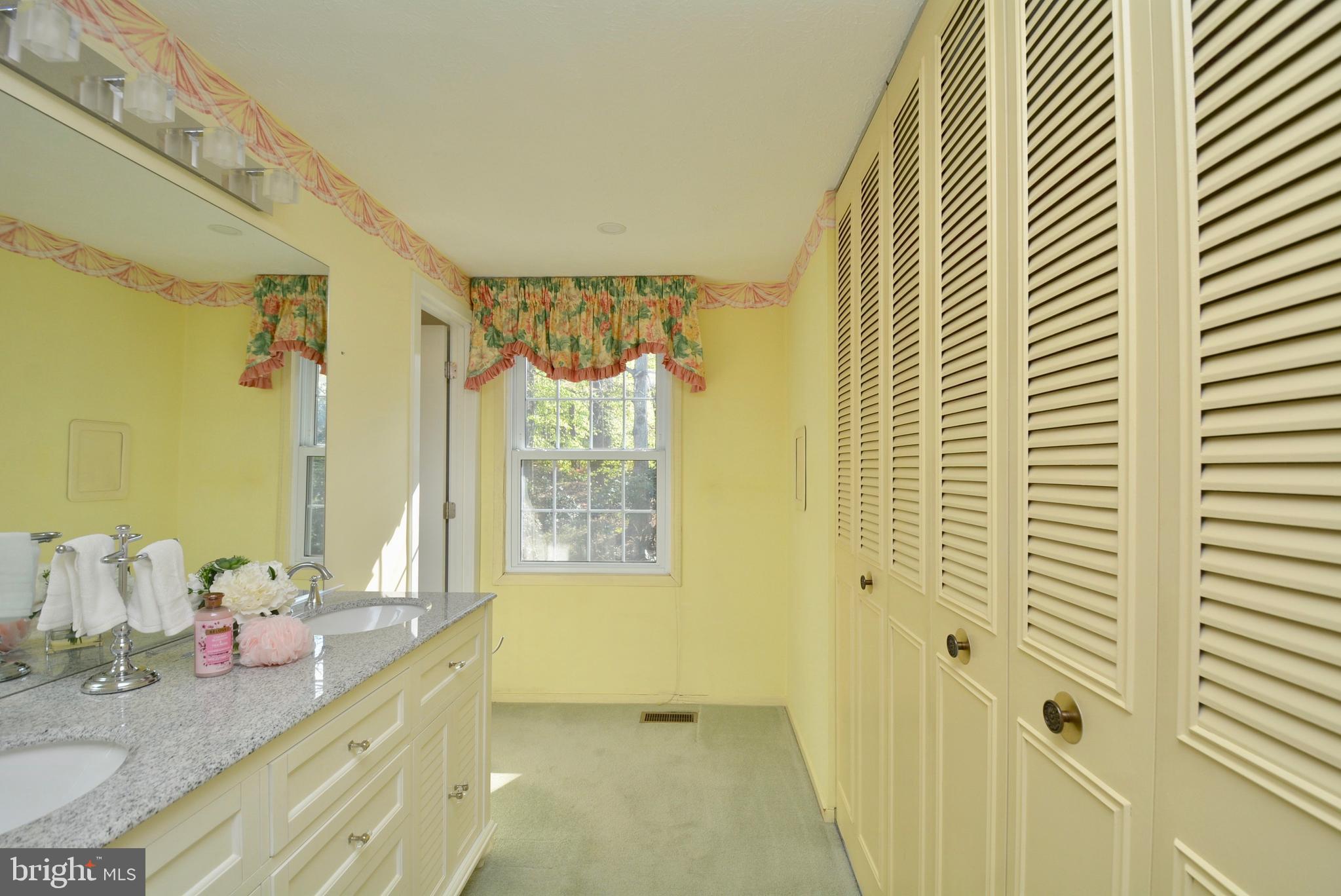 7728 Middle Valley Drive Springfield, VA 22153 - Photo 26 of 48 Master Bath